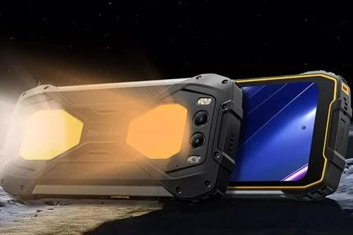 Smartphone 'nồi đồng cối đá', pin 15.000mAh, camera nhìn xuyên đêm, giá gần 4 triệu đồng