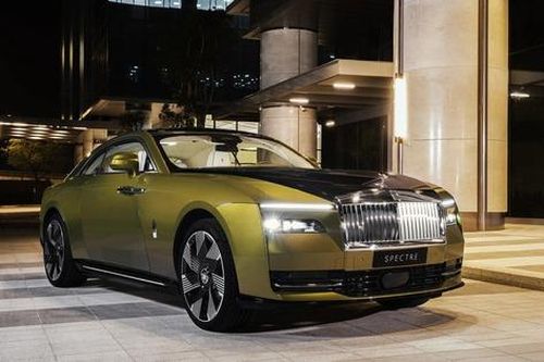 Thị trường Việt thêm nhiều mẫu xe điện hạng sang