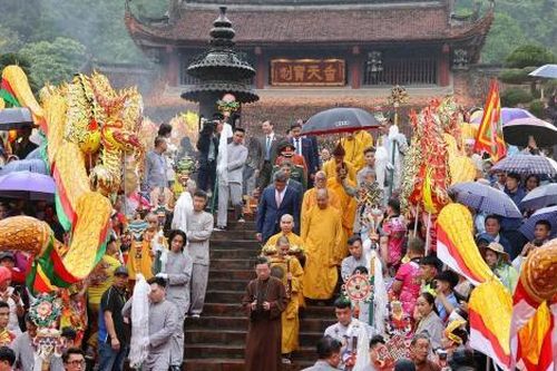 Top 12 lễ hội nên đi trong tháng 1 Âm lịch ở miền Bắc