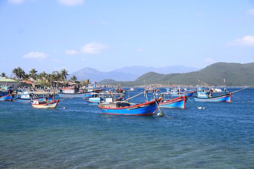 Bình yên làng biển Bích Đầm