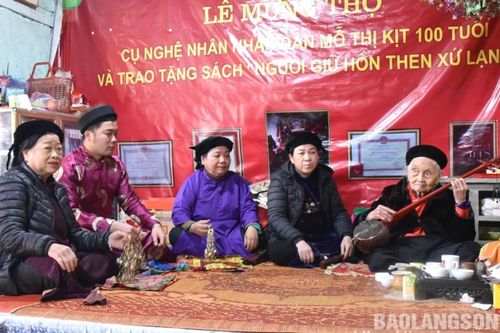 Những người thắp lửa văn hóa truyền thống