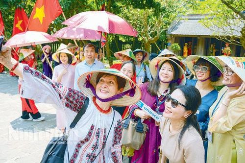 Hoạt động đối ngoại ngày càng thực chất, hiệu quả