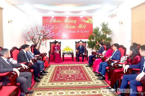Đoàn công tác Ủy ban Trung ương MTTQ Việt Nam làm việc với các đồng chí lãnh đạo tỉnh