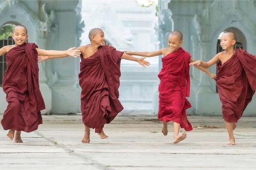 Không chỉ là xuân của đất trời
