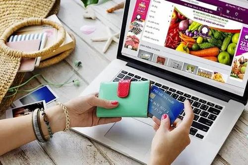 Bứt phá doanh thu nhờ thương mại điện tử