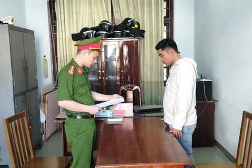 Cán bộ xã vụ lợi cá nhân chiếm đoạt hơn 52 triệu đồng của người người dân