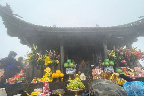 Những lễ hội nổi tiếng nhất miền Bắc đầu xuân Ất Tỵ