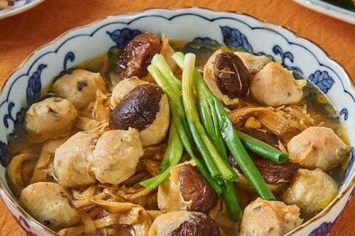 Những món ngày Tết 'sướng miệng, hại thân' cần hạn chế