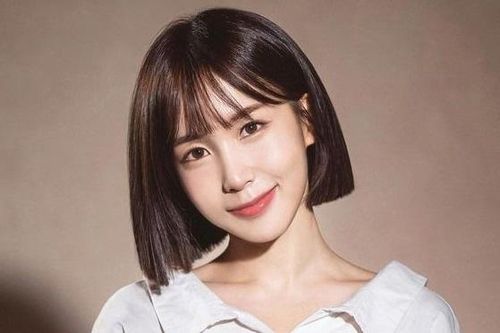 Nữ ca sĩ Choa mắc ung thư sau kết hôn