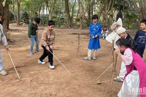 Khám phá Tết của đồng bào Mường Hòa Bình tại Bảo tàng Dân tộc học Việt Nam