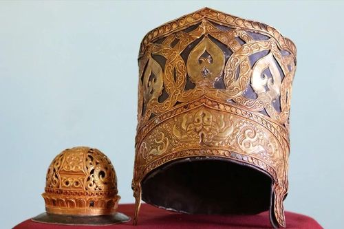 Bảo vật Linga vàng