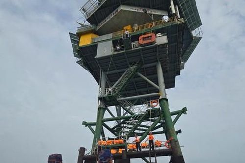 Xúc động lời nhắn hậu phương gửi các chiến sĩ nhà giàn DK1