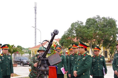 Bộ Chỉ huy Quân sự tỉnh Nghệ An kiểm tra công tác trực sẵn sàng chiến đấu sau Tết Nguyên đán