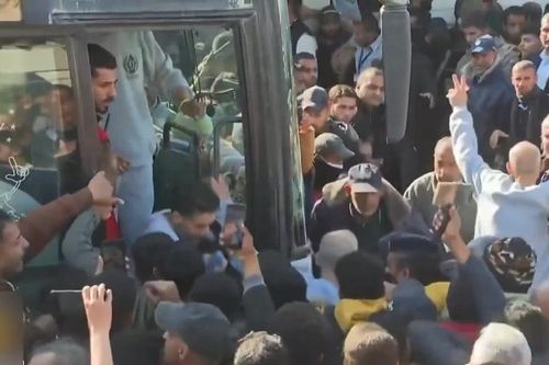 Israel và Hamas hoàn tất đợt trao đổi tù binh lần thứ 4