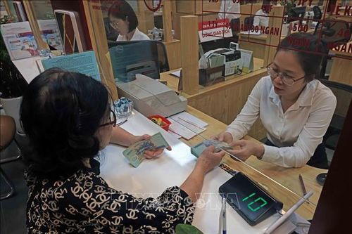 Kích cầu tín dụng, hỗ trợ tăng trưởng kinh tế ngay từ đầu năm