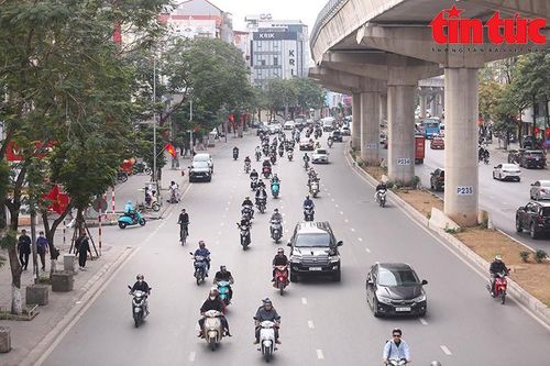 Giao thông Thủ đô thông thoáng chiều ngày cuối cùng của kỳ nghỉ Tết Nguyên đán