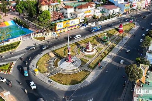 Du khách rời Đà Lạt từ sáng sớm mùng 5 Tết để phòng kẹt xe