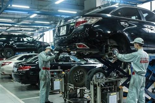Ô tô hỏng hóc, va quệt ngày Tết xử lý ra sao?