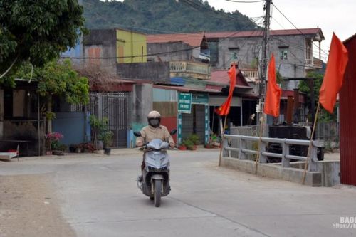 Xuân về trên xã ATK
