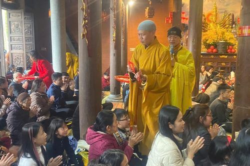 Lạng Sơn: Chùa Thành tổ chức khóa lễ đầu Xuân Ất Tỵ cho thanh, thiếu nhi Phật tử