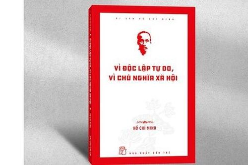 Giới thiệu nhiều tác phẩm về Chủ tịch Hồ Chí Minh trong dịp kỷ niệm 95 năm Ngày thành lập Đảng