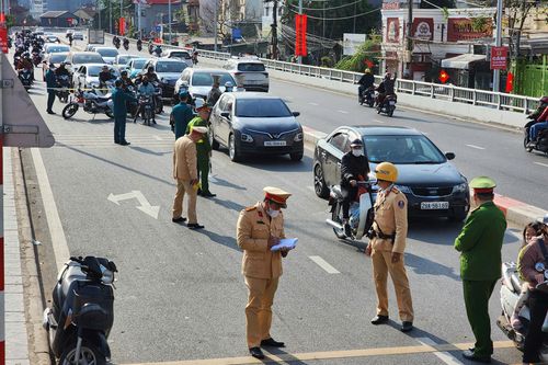 Hà Nội thực hiện nhiều giải pháp, đạt mục tiêu '3 giảm' về trật tự giao thông dịp Tết Nguyên đán 2025