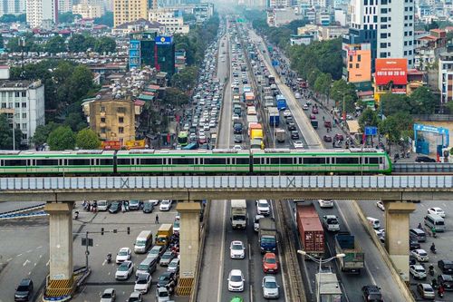 Hà Nội: Gần 75 nghìn hành khách đi tàu điện dịp Tết