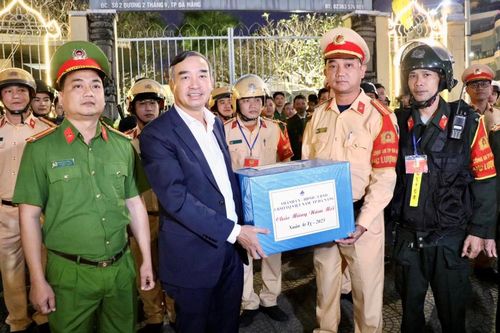 Tết bình an