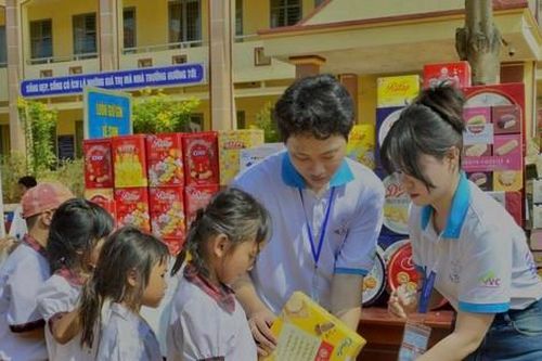 Nhóm bạn trẻ phát động chiến dịch cộng đồng 'Tết chuyền tay' năm 2025