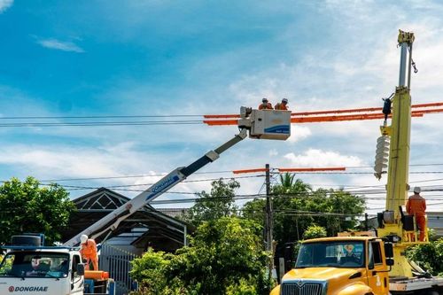 Dịp Tết Ất Tỵ 2025, tiêu thụ điện giảm hơn ngày thường 33,4%