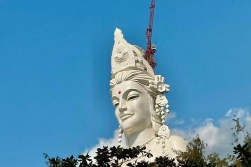 Đến Quảng Ngãi chiêm bái tượng Phật Quan Âm cao nhất Đông Nam Á