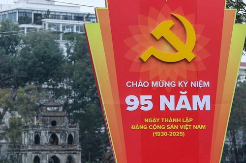 Tư tưởng xuyên suốt của văn kiện Đại hội 14 là con đường bước vào kỷ nguyên mới