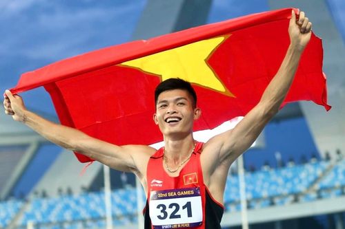 Kỷ lục gia nhảy xa Nguyễn Tiến Trọng và nghề tay trái... hái ra tiền