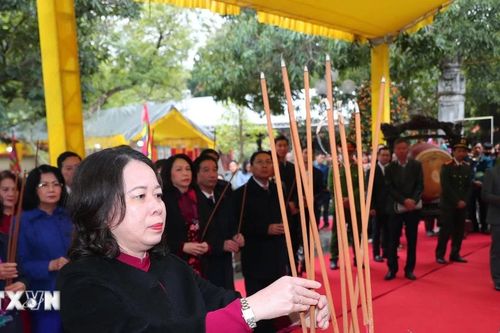 Lễ kỷ niệm 1985 năm Khởi nghĩa Hai Bà Trưng
