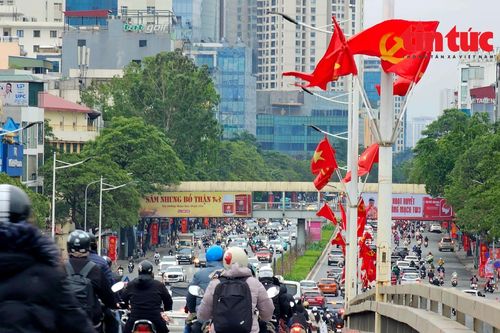 Giao thông Hà Nội thông thoáng trong ngày đầu Xuân mới