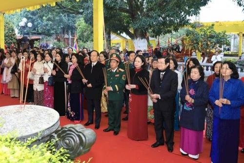 Phó Chủ tịch nước dự khai mạc Lễ hội đền Hai Bà Trưng 2025