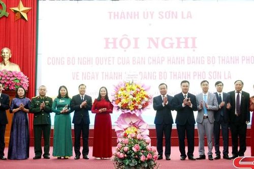 Công bố nghị quyết về Ngày thành lập Đảng bộ thành phố Sơn La