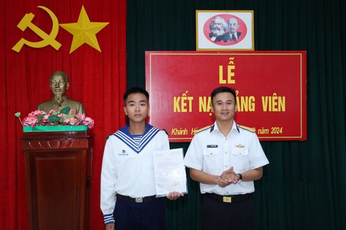 Kết nạp Đảng trên đảo Trường Sa
