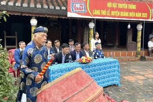 Về Quảng Điền xem hội vật làng Thủ Lễ
