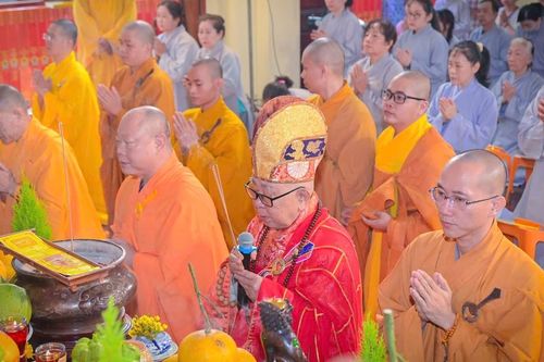 Lễ khai đàn Dược Sư cầu an đầu năm Ất Tỵ tại chùa Bửu Đà (Q.10)