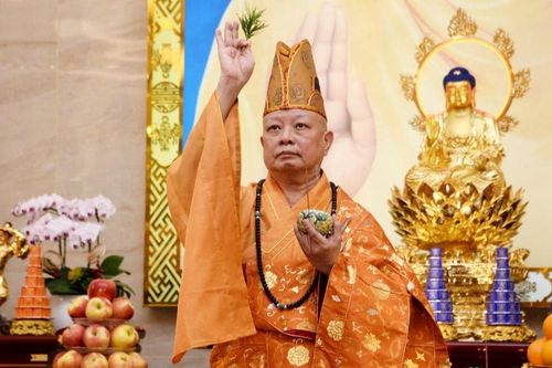 Trang nghiêm khai đàn Pháp hội Dược Sư Xuân Ất Tỵ - 2025 tại Việt Nam Quốc Tự