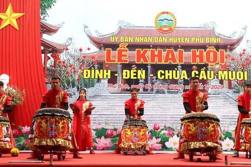 Thái Nguyên rộn ràng Lễ hội đầu Xuân