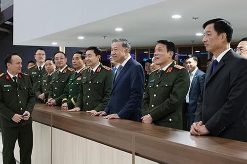 Lãnh đạo Đảng, Nhà nước kiểm tra công tác, chúc Tết các đơn vị Bộ Công an