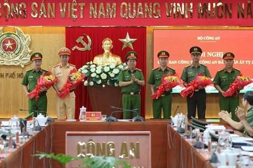 Công an TPHCM đảm bảo an ninh, an toàn cho nhân dân đón Tết bình yên, hạnh phúc