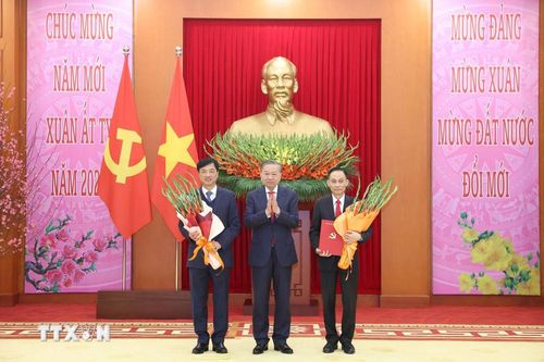 Bổ nhiệm đồng chí Lê Hoài Trung giữ chức Chánh Văn phòng Trung ương Đảng