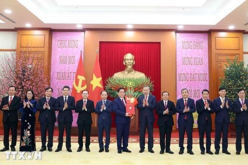 Đồng chí Nguyễn Trọng Nghĩa giữ chức Trưởng ban Tuyên giáo và Dân vận Trung ương
