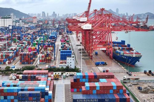Trung Quốc lập tức tung đòn thuế quan đáp trả Mỹ