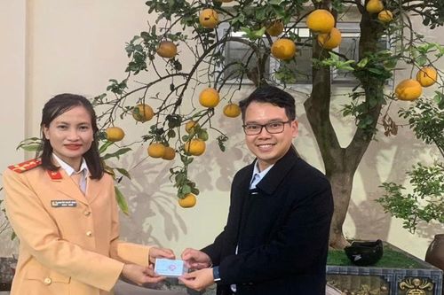 Hà Nội: Bất ngờ nhận lại xe máy sau 4 năm bị mất