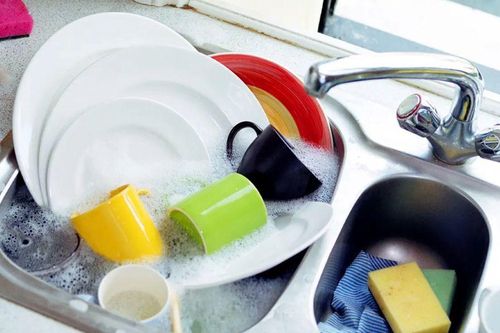 Sai lầm 'chết người'' nhiều người hay mắc phải khi rửa chén, bát