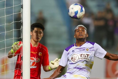 V-League nhộn nhịp 'phiên chợ Xuân'